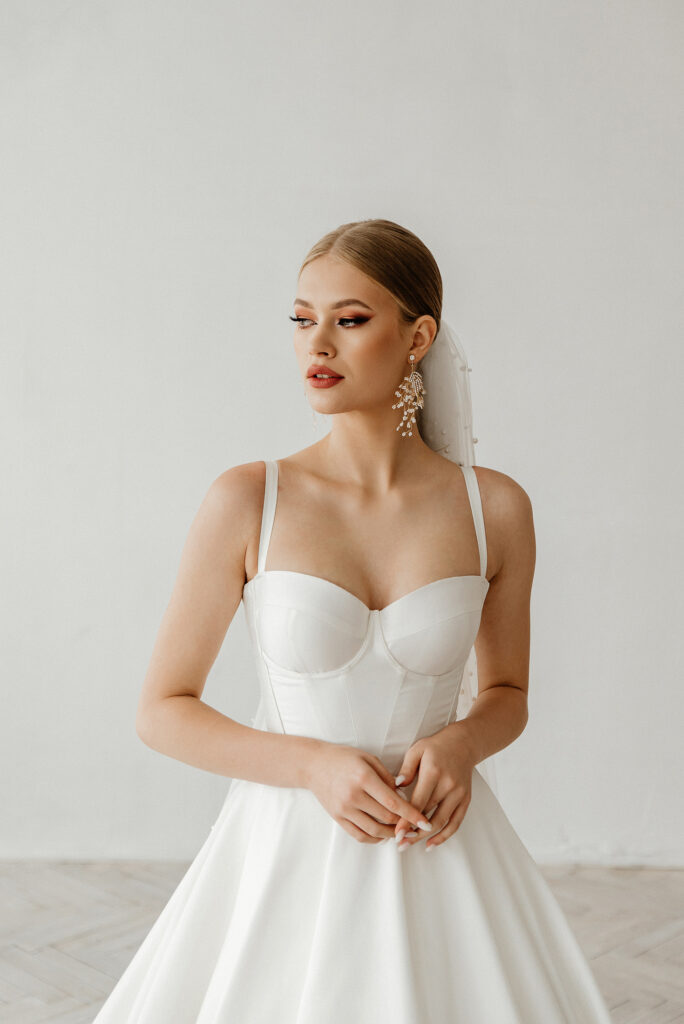 Свадебные платья оптом в Беларуси